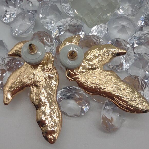 Gold Flower Petal Stud Earrings - Picture 4 of 6